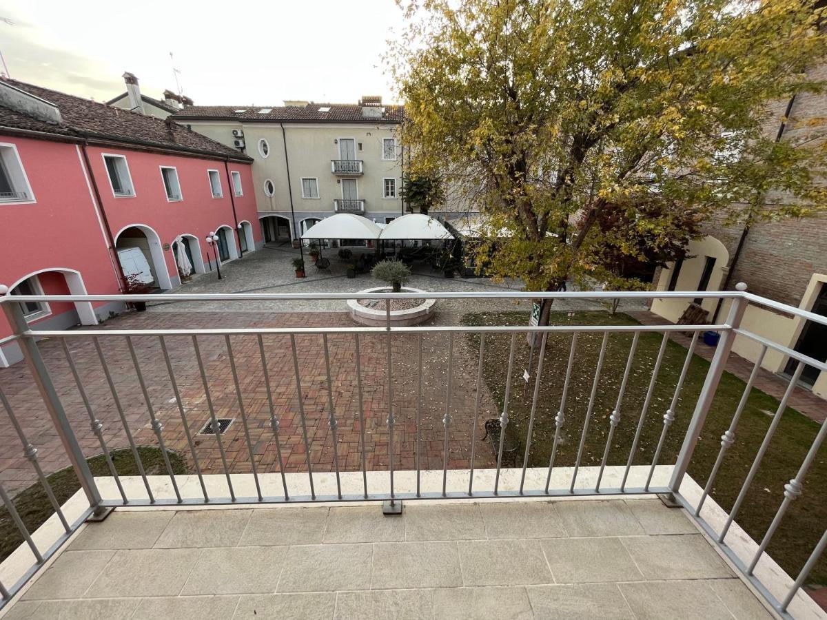 Castramajora Alloggi Casalmaggiore Exteriör bild